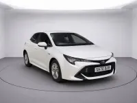 Used Toyota Corolla 122 HP (89 kW) 2020 White Hatchback