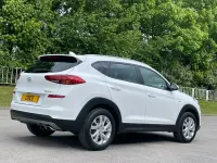 Used Hyundai Tucson SE 115 HP (84 kW) 2021 White SUV