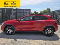 Used Mercedes GLA180 Urban 122 HP (89 kW) 2019 Red SUV