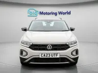 Usado VW T-Roc S 110 HP (80 kW) 2023 Cinzento SUV