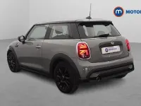Usado Mini Cooper Classic 136 HP (100 kW) 2021 Cinzento Citadino