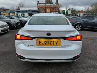 Used Lexus ES300H 2021 White Sedan