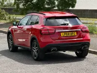 Used Mercedes GLA180 Urban 122 HP (89 kW) 2018 Red SUV