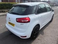 Used Citroën C4 Picasso SELECTION 115 HP (84 kW) 2015 White MPV