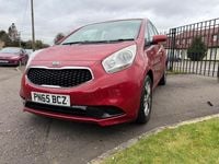 Used Kia Venga 90 HP (66 kW) 2015 Red Hatchback