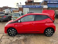 Used Toyota Aygo Trend 72 HP (52 kW) 2020 Red Hatchback