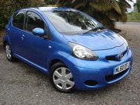 Used Toyota Aygo 67 HP (49 kW) 2011 Blue Hatchback