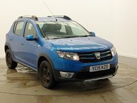 Used Dacia Sandero Lauréate 90 HP (66 kW) 2015 Blue Hatchback