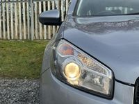 Usado Nissan Qashqai Acenta 110 HP (80 kW) 2012 Cinzento SUV
