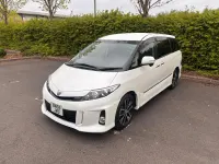 Begagnad Toyota Estima 2026 Vit Minibuss