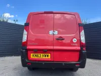 Used Peugeot Expert 2014 Red Van