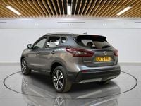 Used Nissan Qashqai N-Connecta 140 HP (102 kW) 2020 Grey SUV