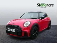 Usado Mini Cooper Hatch 134 CV (98 kW) 2022 Rojo Utilitario