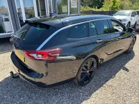 Używany Vauxhall Insignia Elite 170 KM (125 kW) 2017 Czarny Kombi