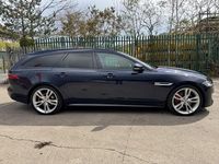 Used Jaguar XF Sportbrake S 300 HP (220 kW) 2019 Blue Estate
