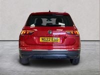 Used VW Tiguan Life 150 HP (110 kW) 2022 Red SUV