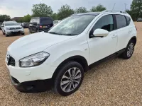 Used Nissan Qashqai Tekna 117 HP (86 kW) 2012 White SUV
