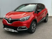 Used Renault Captur Signature 90 HP (66 kW) 2016 Red/black SUV