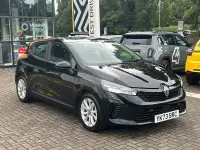 Used Renault Clio Evolution 143 HP (105 kW) 2023 Diamond black  Hatchback