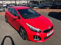 Usado Kia Ceed GT-Line 134 HP (98 kW) 2016 Vermelho Citadino