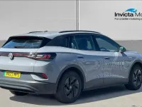 Usado VW ID.4 Pure 108 kW (148 HP) 2023 Cinzento SUV