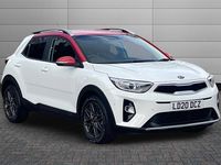 Used Kia Stonic 118 HP (86 kW) 2020 Clear white with red roof SUV