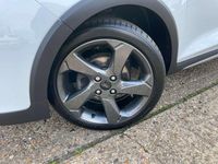 Used Ford Fiesta Active X 100 HP (73 kW) 2018 White Hatchback