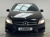 Begagnad Mercedes A180 AMG 2015 Svart Halvkombi