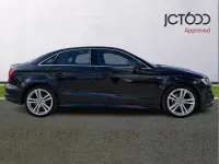 Begagnad Audi A3 S-Line 147 HK (108 kW) 2020 Svart Sedan
