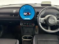 Used Mini Cooper Hatch 154 HP (113 kW) 2024 White Hatchback