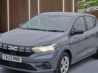 Gebraucht Dacia Sandero Essentiel 91 PS (66 kW) 2025 Kleinwagen