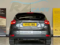 Used Ford Focus Titanium 125 HP (91 kW) 2015 Grey Hatchback