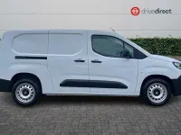 Nouă Vauxhall Combo S 100 CP (73 kW) 2026 Monovolum