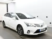 Usado Toyota Avensis 124 CV (91 kW) 2014 Blanco Familiar