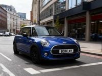 Used Mini Cooper Hatch 136 HP (100 kW) 2018 Blue Hatchback