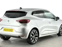 Used Renault Clio Techno 90 HP (66 kW) 2023 Silver Hatchback