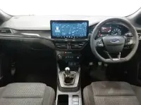 Usado Ford Focus ST-Line 125 HP (91 kW) 2023 Vermelho Citadino
