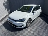Begagnad VW e-Golf 100 kW (136 HK) 2018 Vit Halvkombi
