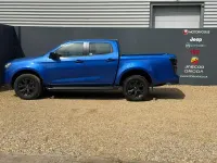 Used Isuzu D-Max 162 HP (119 kW) 2024 Blue Pickup