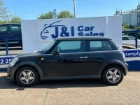 Usado Mini ONE Hatch 98 CV (72 kW) 2010 Negro Utilitario