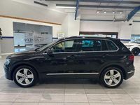 Second-hand VW Tiguan SEL 230 CP (169 kW) 2020 Negru SUV