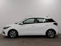 Used Hyundai i20 SE 84 HP (61 kW) 2019 White Hatchback
