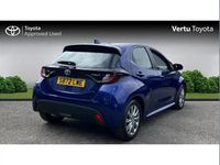 Used Toyota Yaris Hybrid 116 HP (85 kW) 2023 Blue Hatchback