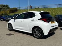 Second-hand Toyota Yaris Hybrid 116 CP (85 kW) 2023 Alb Hatchback