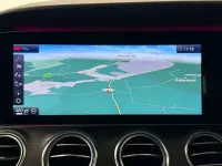 Usado Mercedes E300 AMG line 306 HP (225 kW) 2019 Branco Carrinha