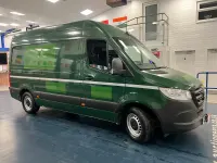 Usado Mercedes Sprinter 163 HP (119 kW) 2019 Verde Van