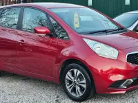 Used Kia Venga 125 HP (91 kW) 2016 Red Hatchback