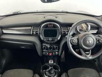 Used Mini Cooper S Sport 192 HP (141 kW) 2019 Grey Hatchback