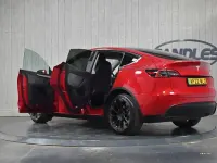 Used Tesla Model Y Long Range AWD 378 kW (514 HP) 2022 Red SUV