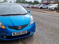 Begagnad Honda Jazz EX 100 HK (73 kW) 2009 Blå Halvkombi